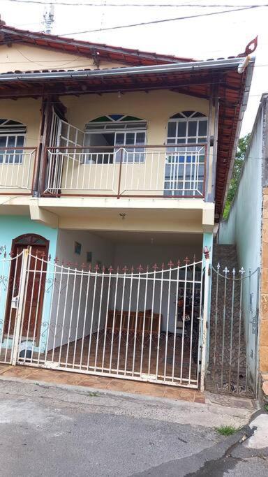 Apartamento Bem Localizado Диамантина Екстериор снимка